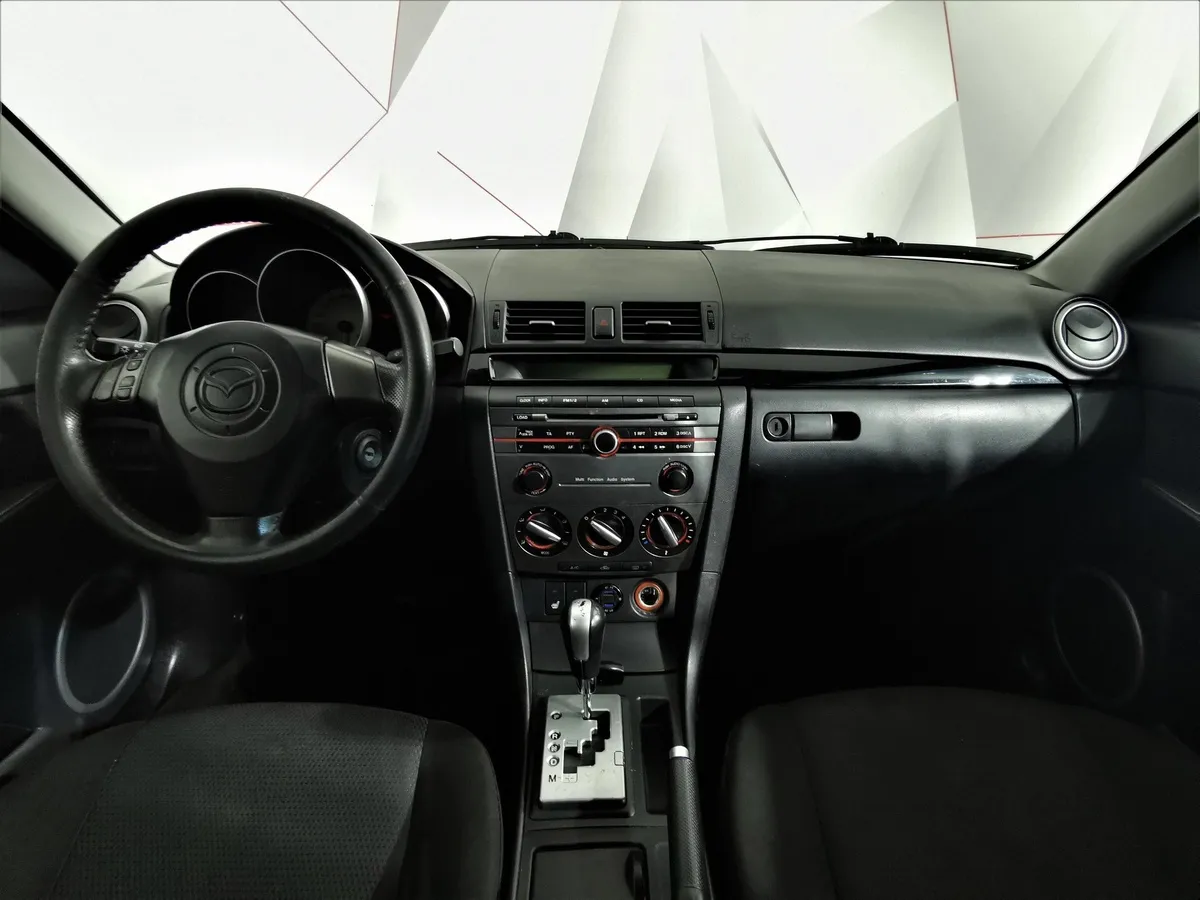 Mazda 3 1.6 AT (105 л.с.) Зеленый в АВИЛОН. Слайд №12