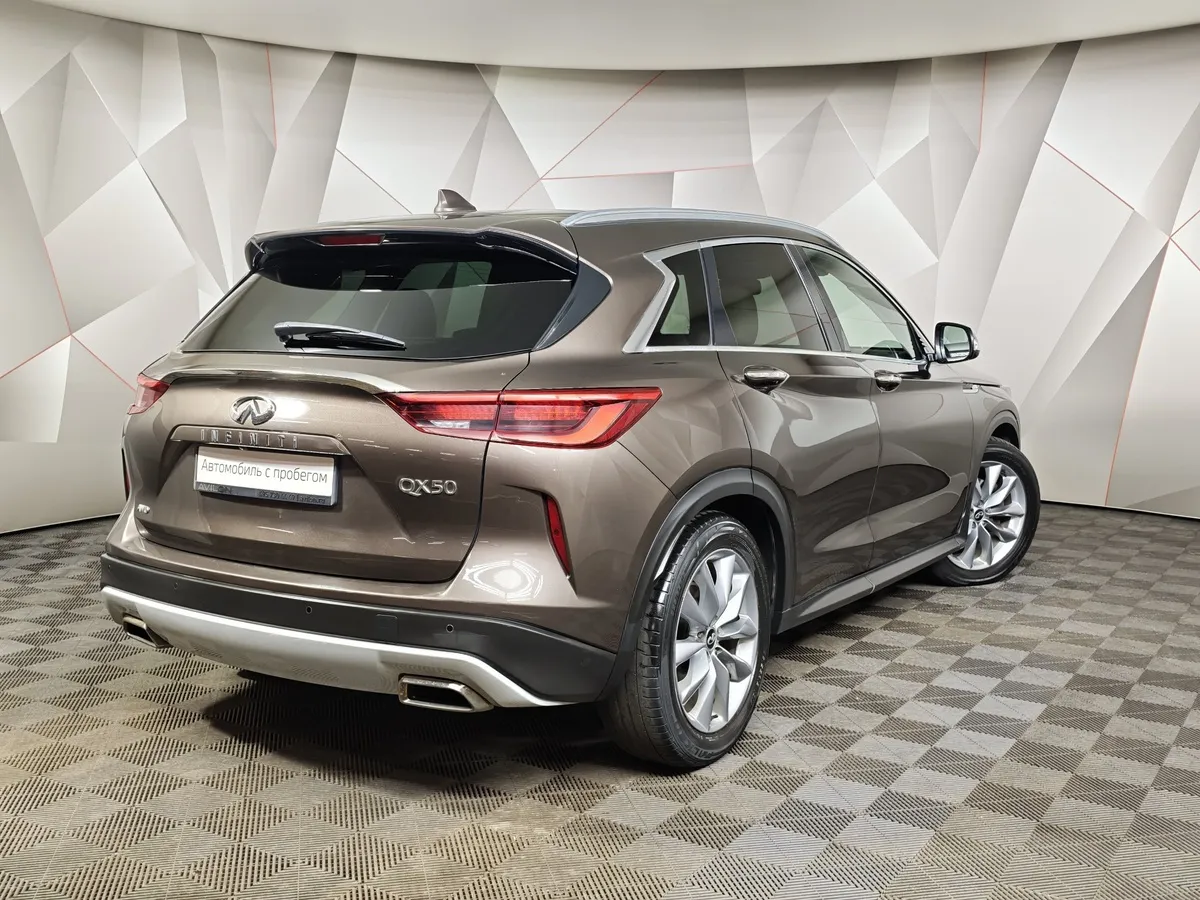 Infiniti QX50 2.0 VC-T CVT AWD (249 л.с.) Коричневый в АВИЛОН. Слайд №2