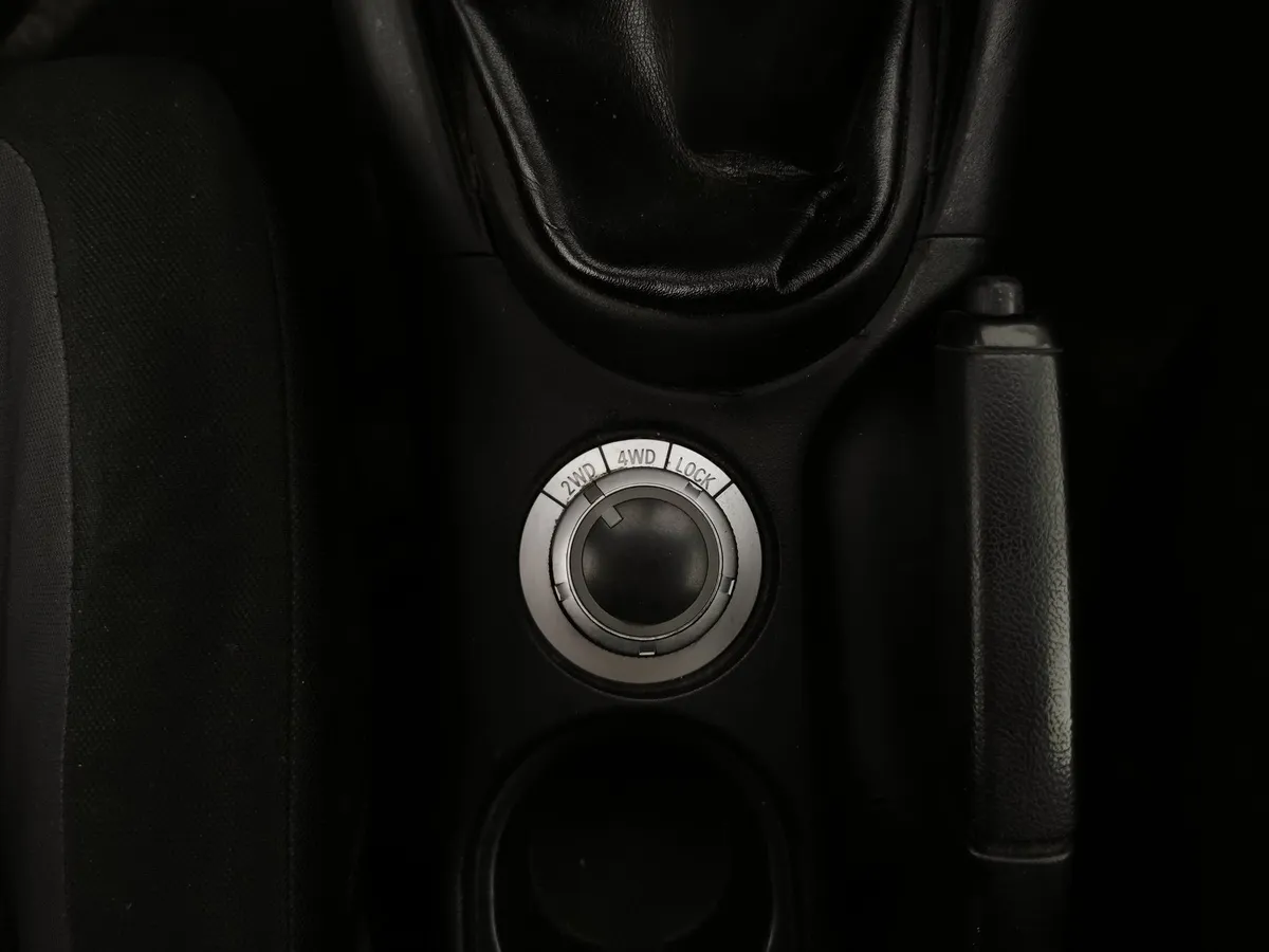 Mitsubishi Outlander 2.4 CVT 4WD (170 л.с.) Серый в АВИЛОН. Слайд №18