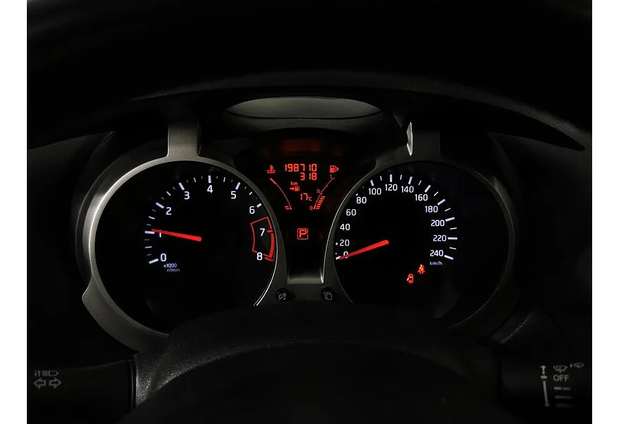 Nissan Juke 1.6 CVT (117 л.с.) Белый в АВИЛОН. Слайд №17