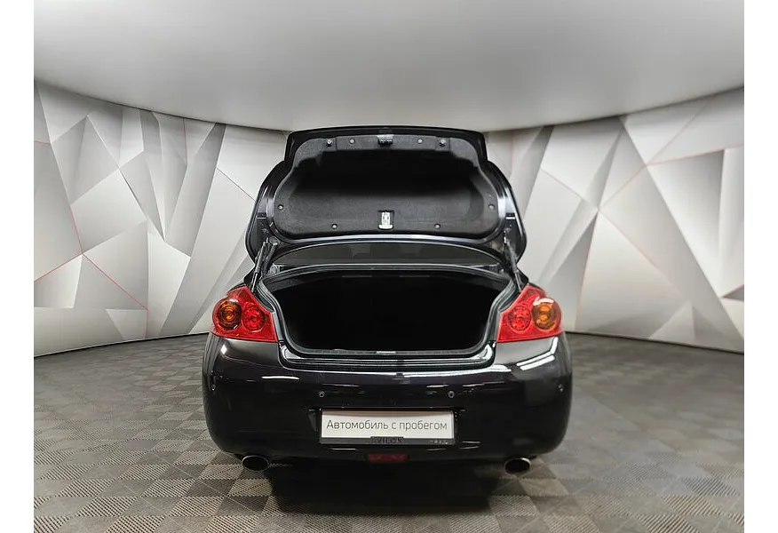 Infiniti G-Series G25 AT (222 л.с.) Черный в АВИЛОН. Слайд №11