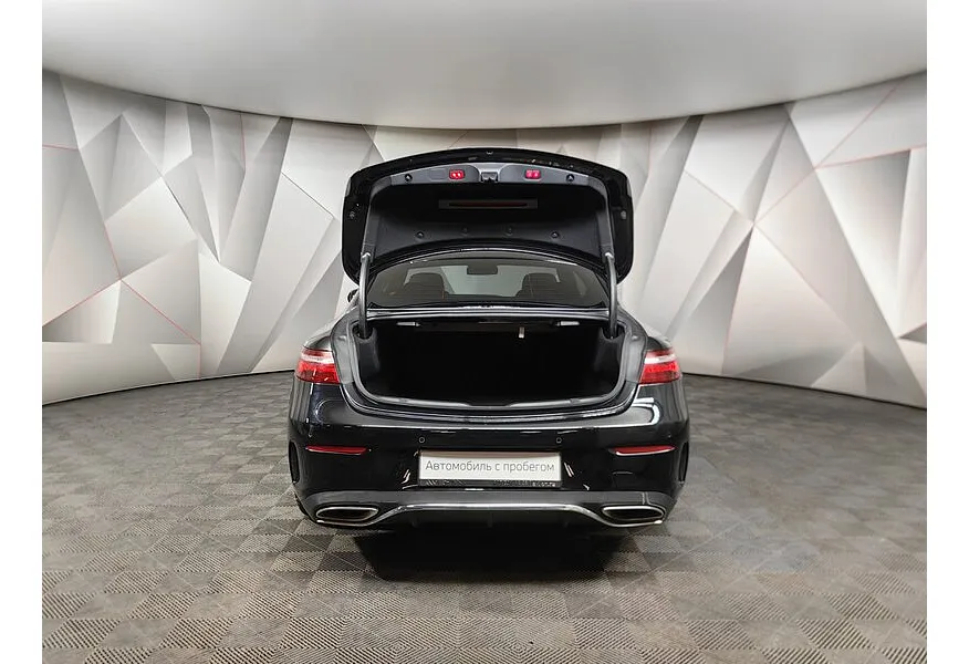 Mercedes-Benz E-Класс E 200 4MATIC G-TRONIC (184 л.с.) Sport Черный в АВИЛОН. Слайд №12