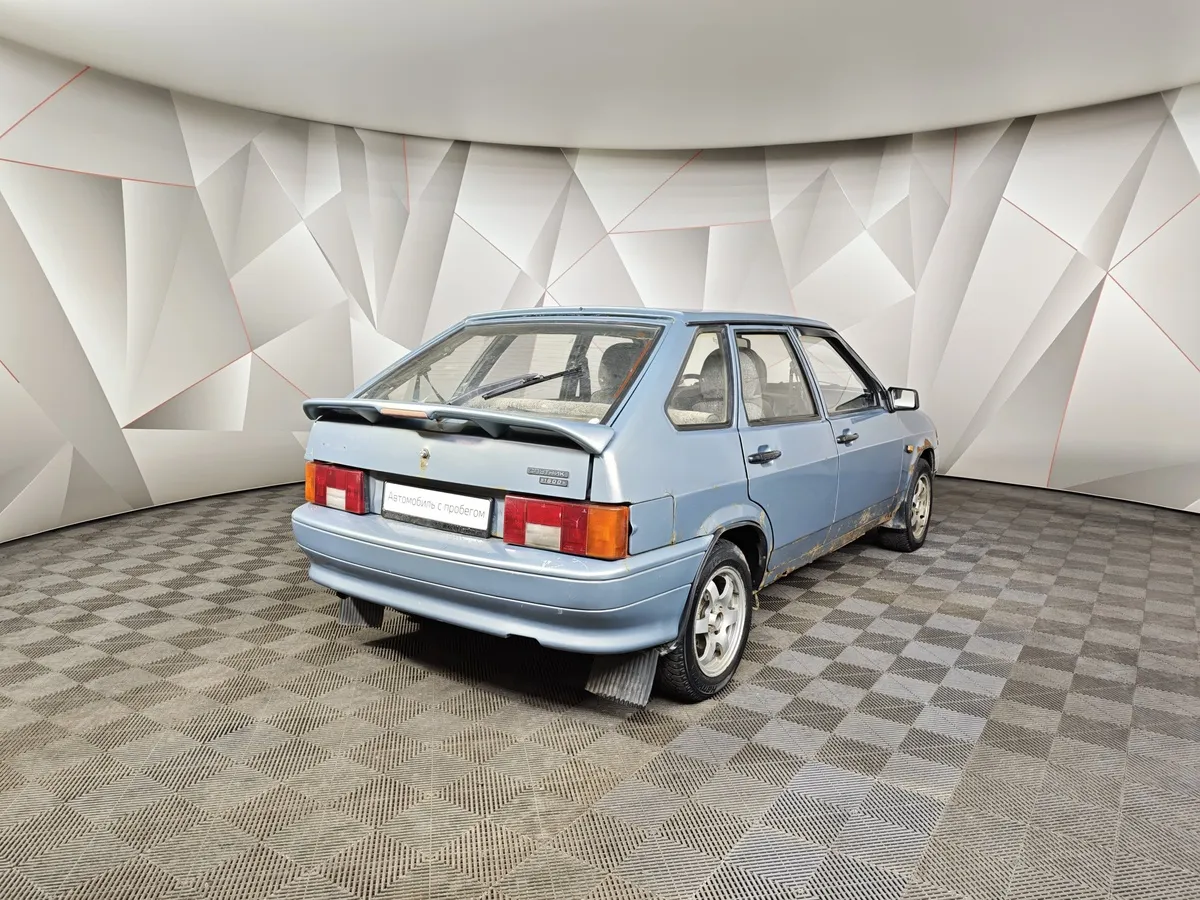 ВАЗ (Lada) 2114 1.5 MT (77 л.с.) Золотой в АВИЛОН. Слайд №2