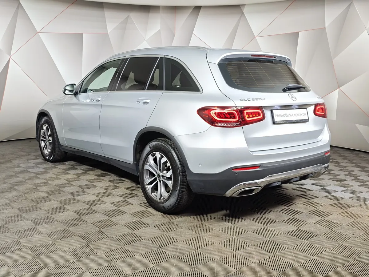 Mercedes-Benz GLC 220 d 9G-TRONIC 4MATIC (194 л.с.) Premium (Локальная сборка) Серебристый в АВИЛОН. Слайд №4