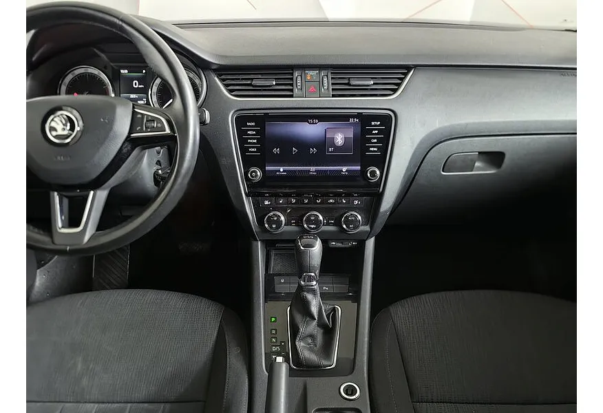 Skoda Octavia 1.8 TSI DSG (180 л.с.) Белый в АВИЛОН. Слайд №15