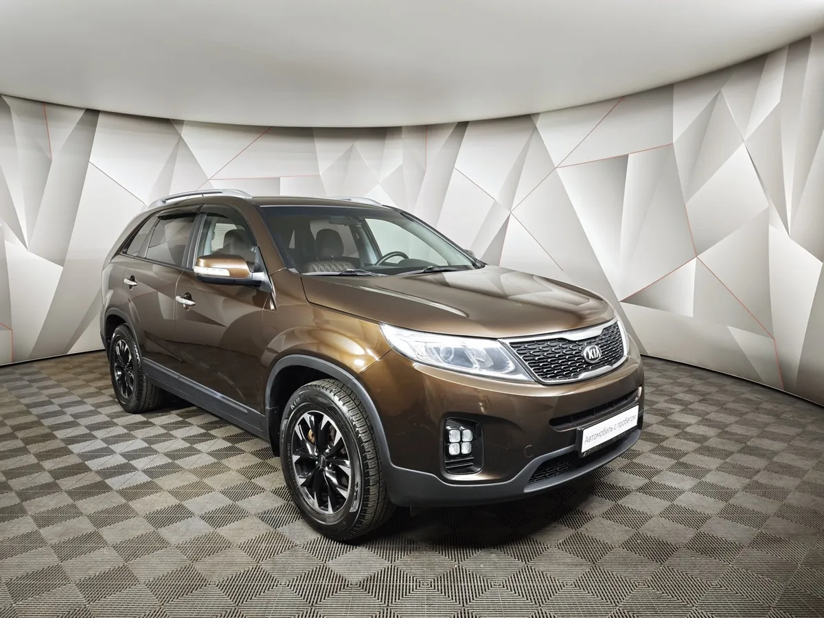 Kia Sorento 2.4 AT (175 л.с.) Classic Коричневый в АВИЛОН. Слайд №3
