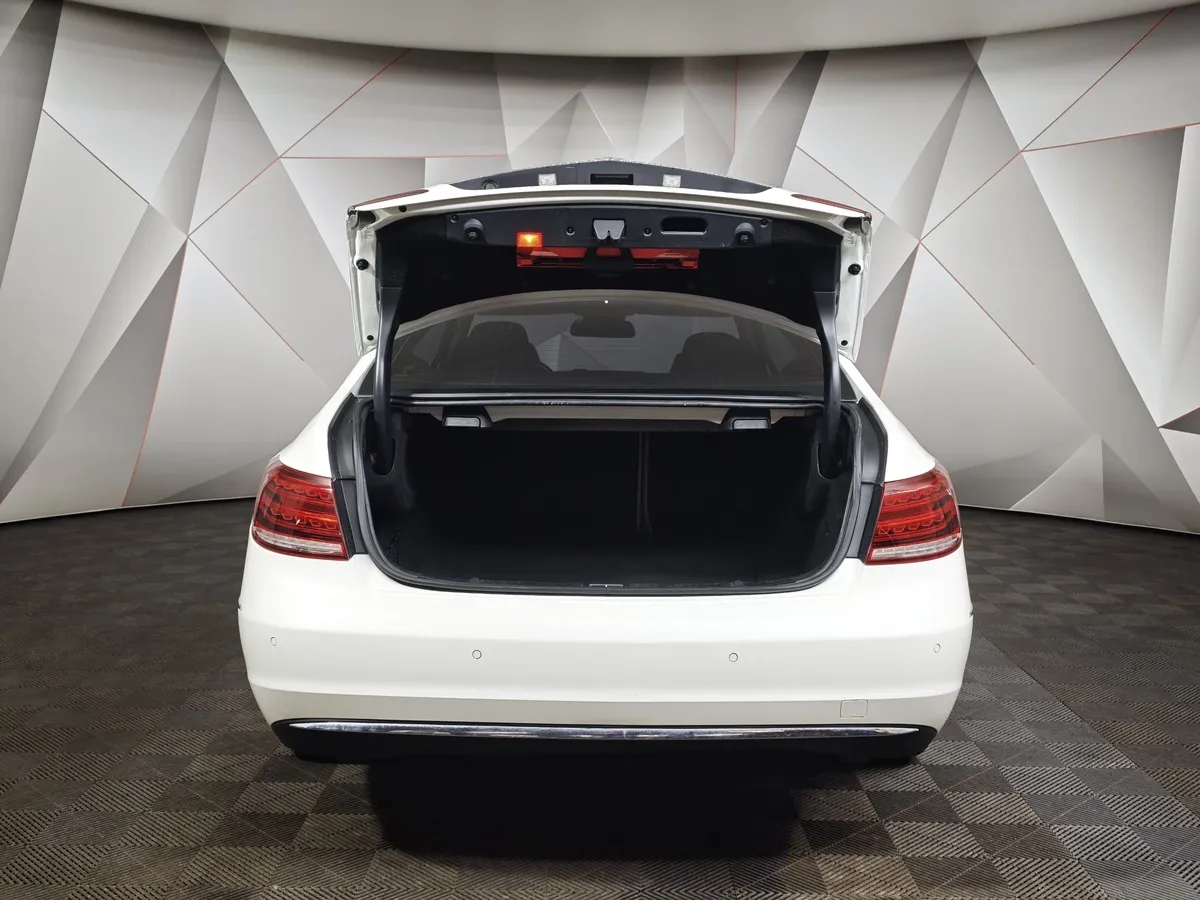Mercedes-Benz E-Класс E 350 4MATIC 7G-Tronic Plus (272 л.с.) Белый в АВИЛОН. Слайд №11