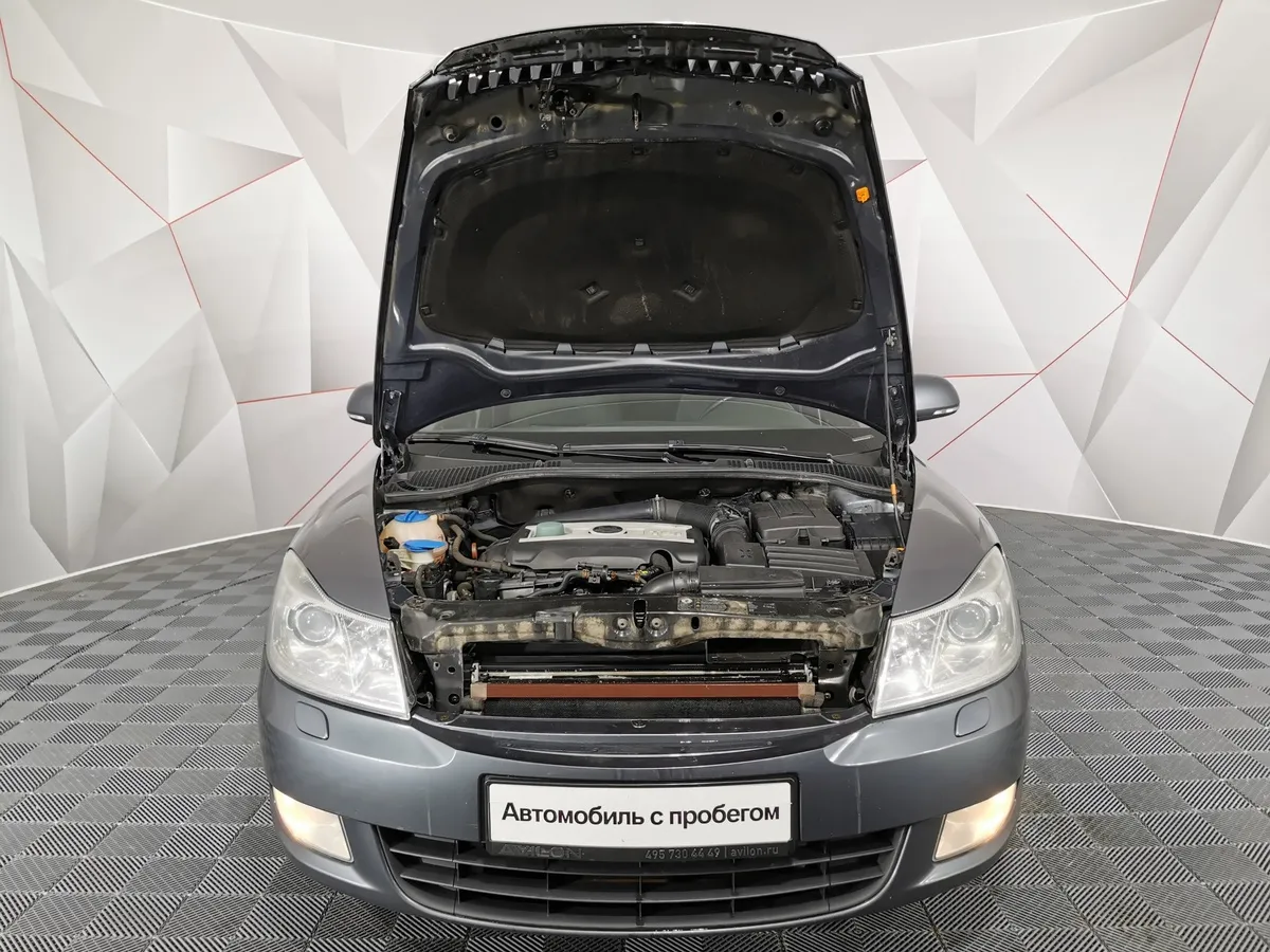 Skoda Octavia 1.8 TSI AT (152 л.с.) Серый в АВИЛОН. Слайд №11
