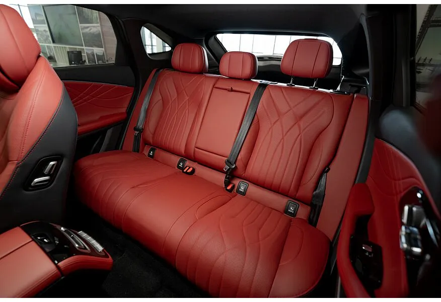 LIVE. Слайд №7