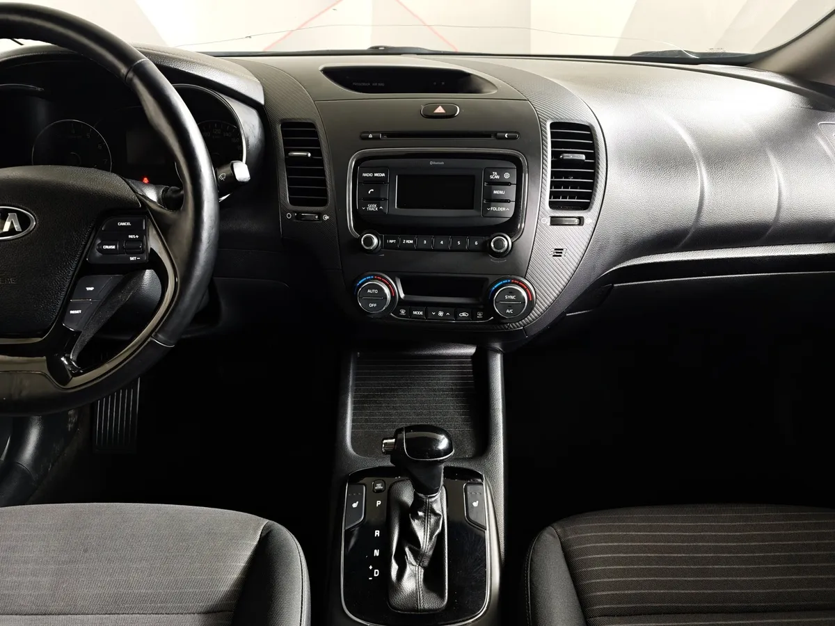 Kia Cerato 1.6 AT (130 л.с.) Comfort Черный в АВИЛОН. Слайд №15