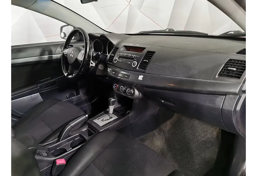 Mitsubishi Lancer 1.8 CVT (143 л.с.) Красный в АВИЛОН. Слайд №13