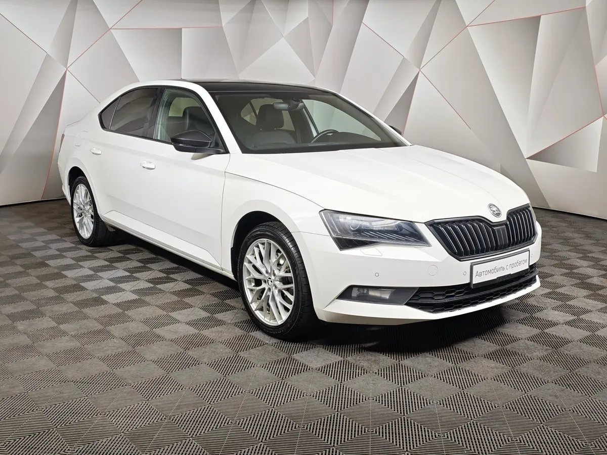 Skoda Superb 1.8 TSI DSG (180 л.с.) Белый в АВИЛОН. Слайд №3