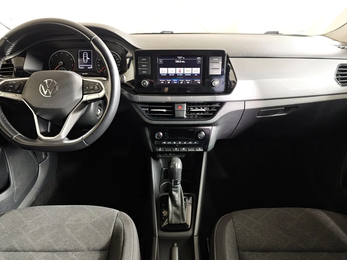 Volkswagen Polo 1.6 MPI AT (110 л.с.) Highline Черный в АВИЛОН. Слайд №15