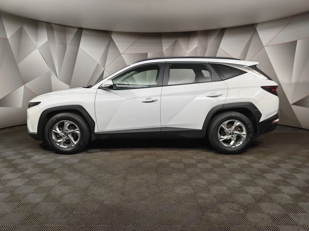 Hyundai Tucson D2.0 Smartstream 8AT 4WD (186 л.с.) N Line Lifestyle Белый в АВИЛОН. Слайд №5