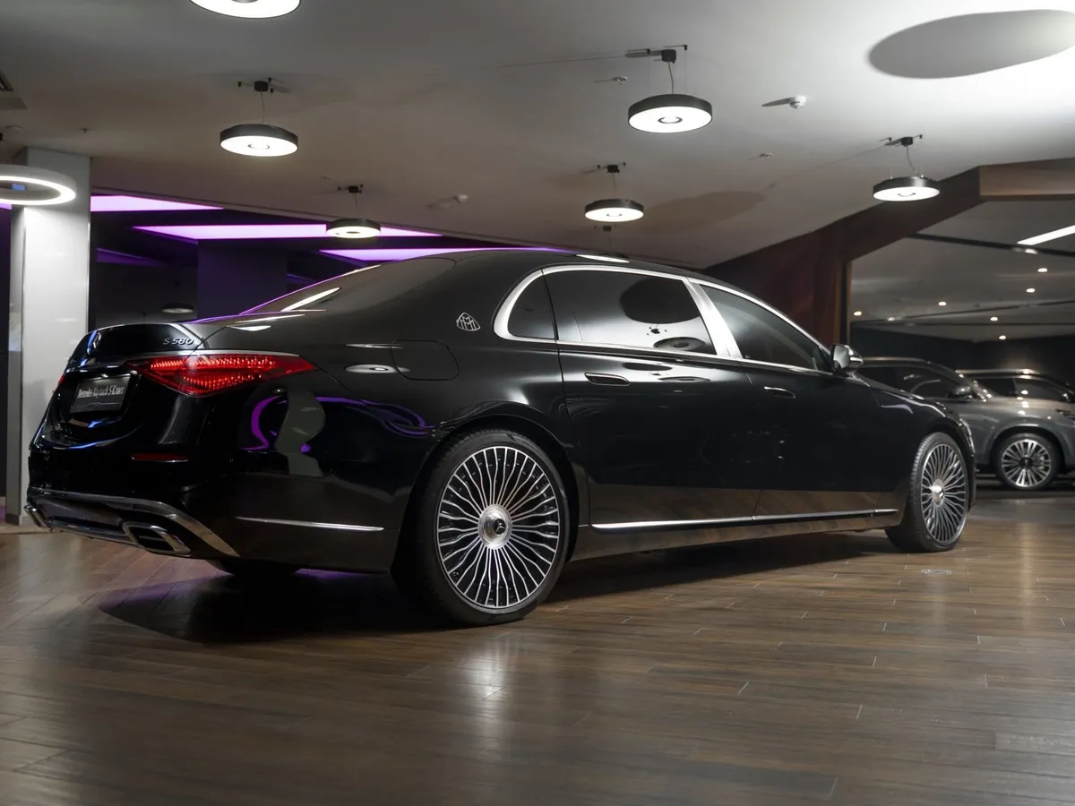 Mercedes-Benz S-Класс Maybach S 580 9G-Tronic 4Matic (503 л.с.) Черный в АВИЛОН. Слайд №5