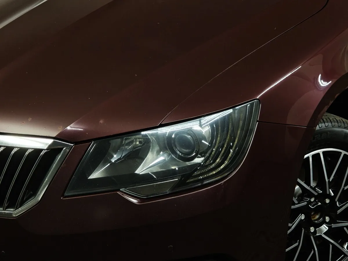 Skoda Superb 1.8 TSI DSG (152 л.с.) Красный в АВИЛОН. Слайд №10