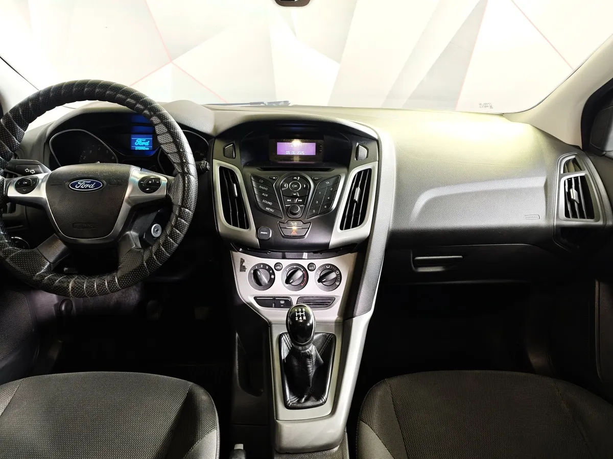 Ford Focus 1.6 MT (105 л.с.) Trend Серебристый в АВИЛОН. Слайд №13
