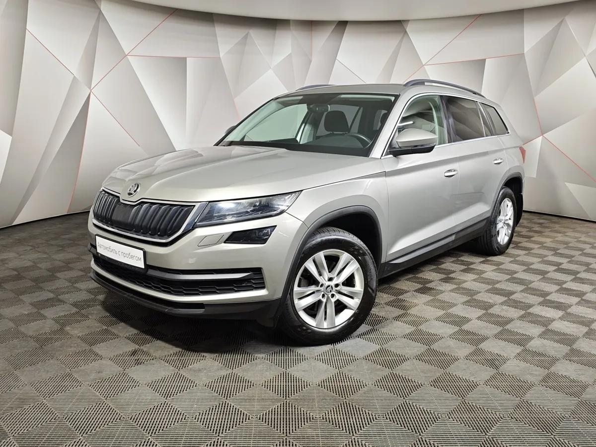 АВИЛОН - Skoda Kodiaq 1.4 TSI DSG 4X4 (150 л.с.) Бежевый - slide 10249564
