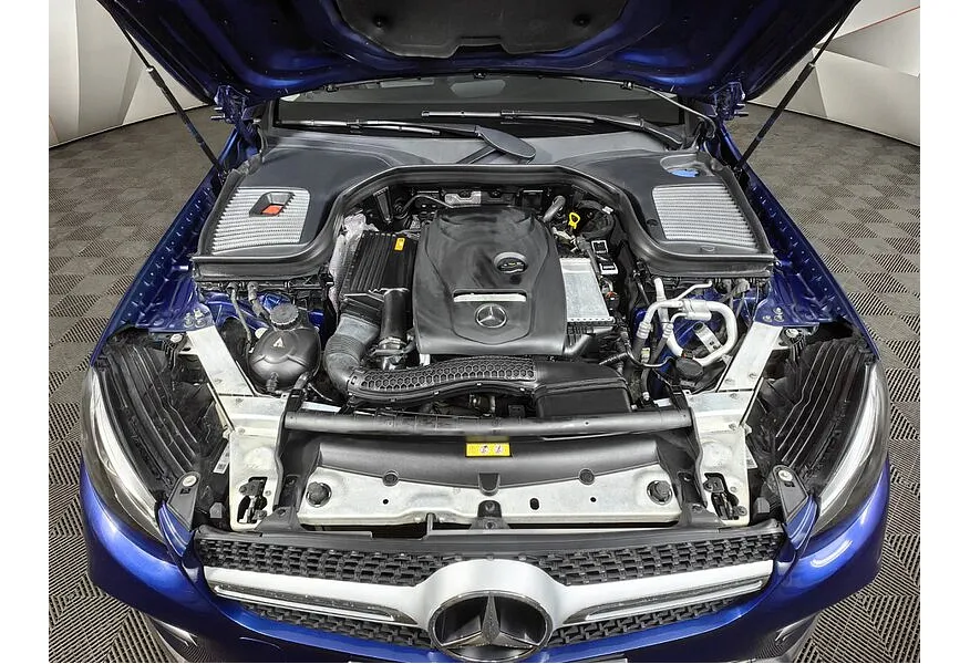 Mercedes-Benz GLC Купе 300 9G-TRONIC 4MATIC (245 л.с.) Sport Синий в АВИЛОН. Слайд №11