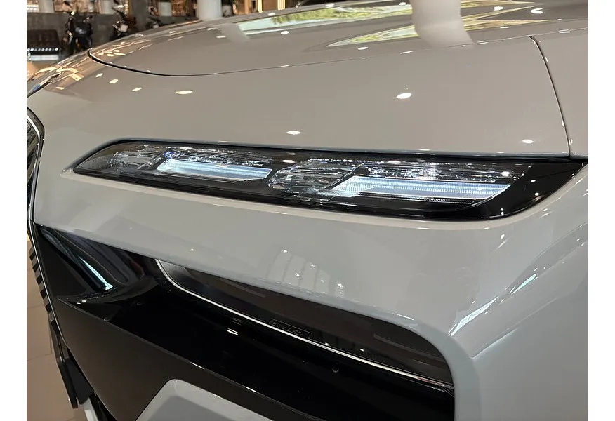 BMW 7 серия 760i xDrive Steptronic (535 л.с.) Серый в АВИЛОН. Слайд №10