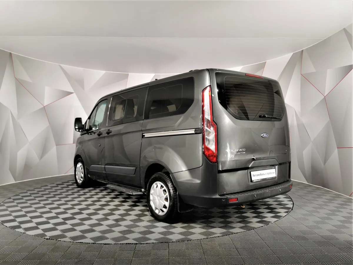 Ford Tourneo Custom 2.2 Duratorq TDCi MT 300 LWB (125 л.с.) Limited Серый в АВИЛОН. Слайд №4