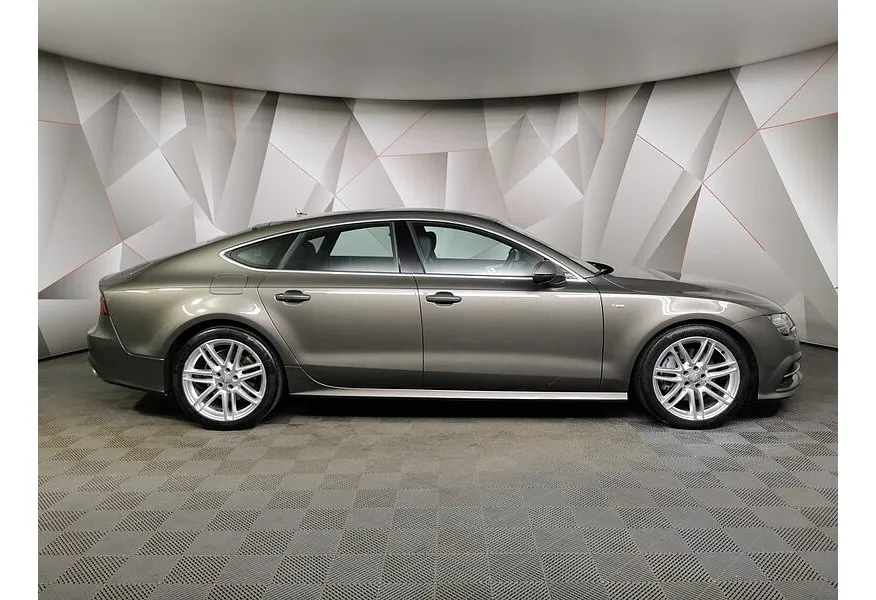 Audi A7 3.0 TDI S tronic quattro (245 л.с.) Коричневый в АВИЛОН. Слайд №6