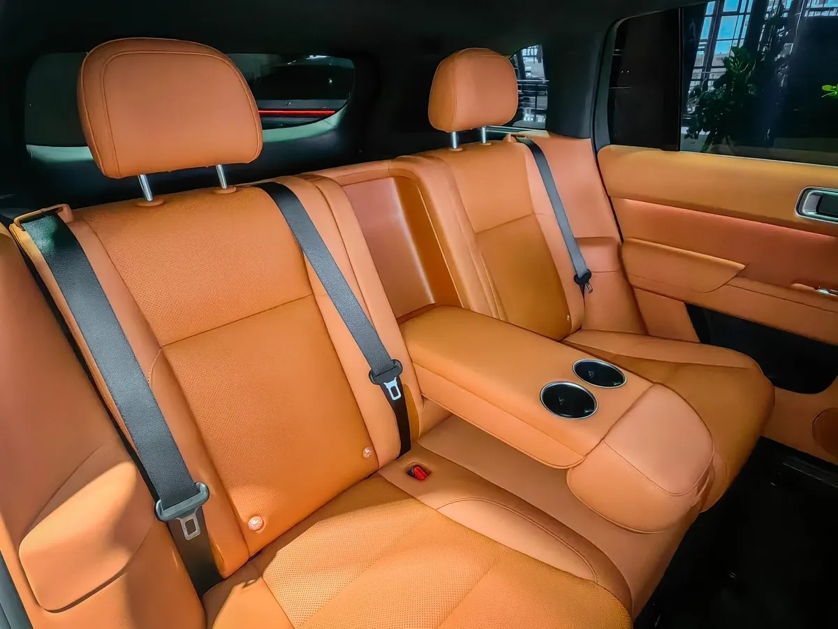 Li Auto L7 1.5 AT 4WD (449 л.с.) Ultra Голубой в АВИЛОН. Слайд №11