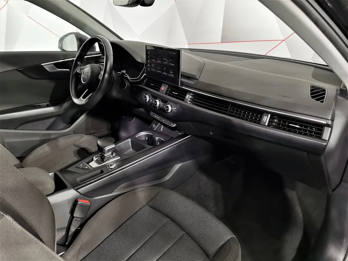 Audi A4 2.0 TDI S tronic (150 л.с.) Design Черный в АВИЛОН. Слайд №13