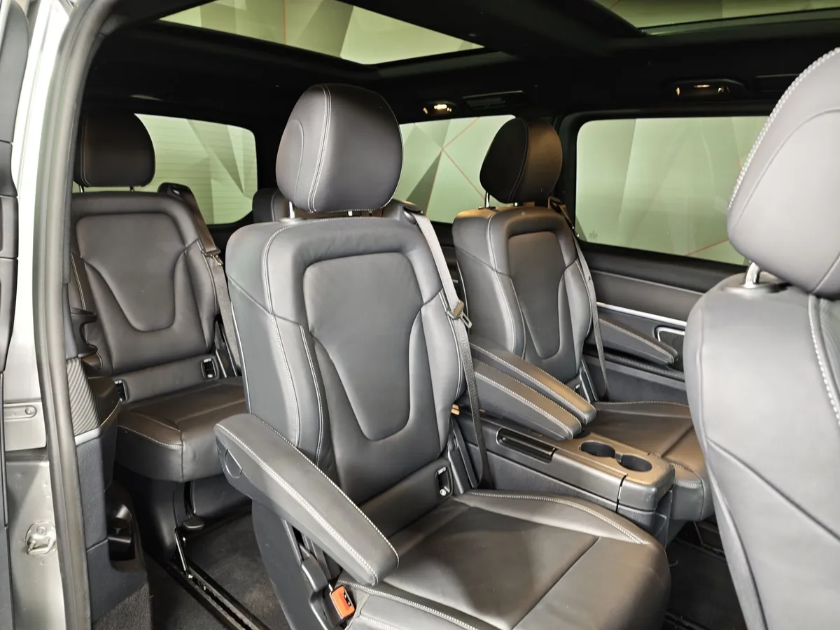 Mercedes-Benz V-Класс V 300 L2 4Matic 9G-Tronic (239 л.с.) Серый в АВИЛОН. Слайд №16