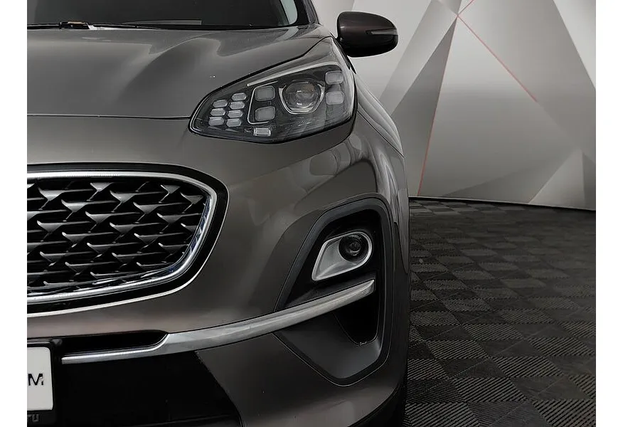 Kia Sportage 2.0 AT AWD (150 л.с.) Коричневый в АВИЛОН. Слайд №10