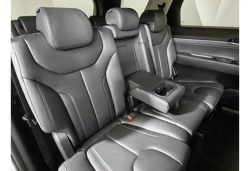 Hyundai Palisade 2.2 - 8AT CRDi (200л.с.) Prestige Белый в АВИЛОН. Слайд №17