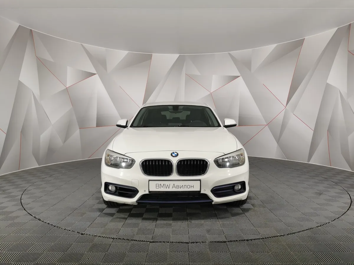 BMW 1 серия 118i AT (136 л.с.) Белый в АВИЛОН. Слайд №3
