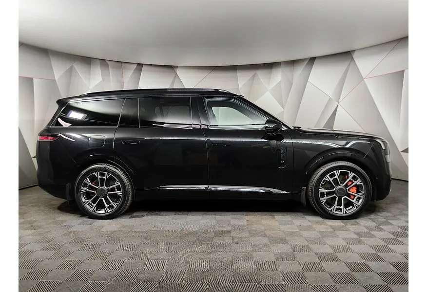 Lynk & Co 900 2.0 AT 4WD (884 л.с.) Ultra Черный в АВИЛОН. Слайд №6