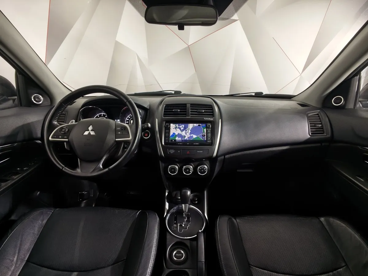 Mitsubishi ASX 2.0 CVT 4WD (150 л.с.) Серебристый в АВИЛОН. Слайд №14