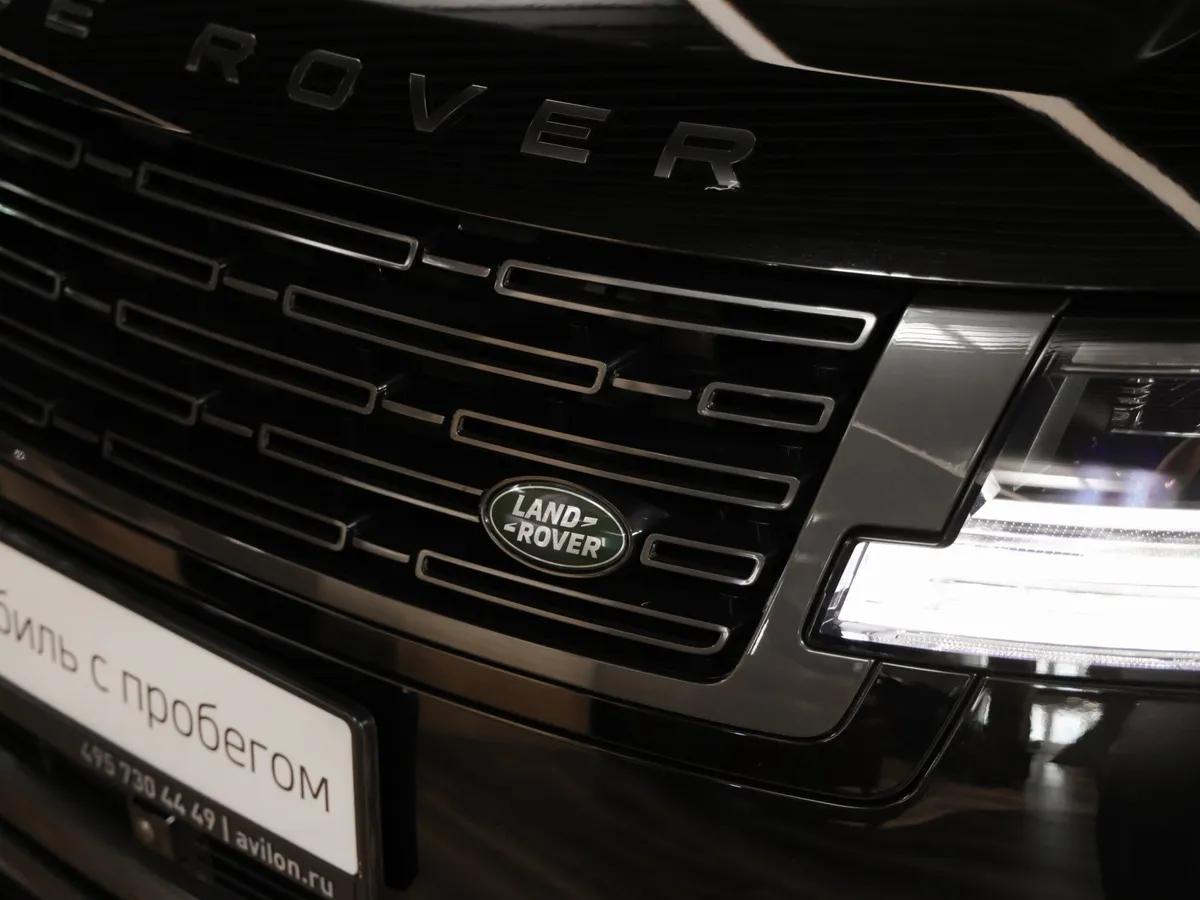 Land Rover Range Rover 4.4 P530 V8 LWB AT AWD (530 л.с.) Autobiography Черный в АВИЛОН. Слайд №18