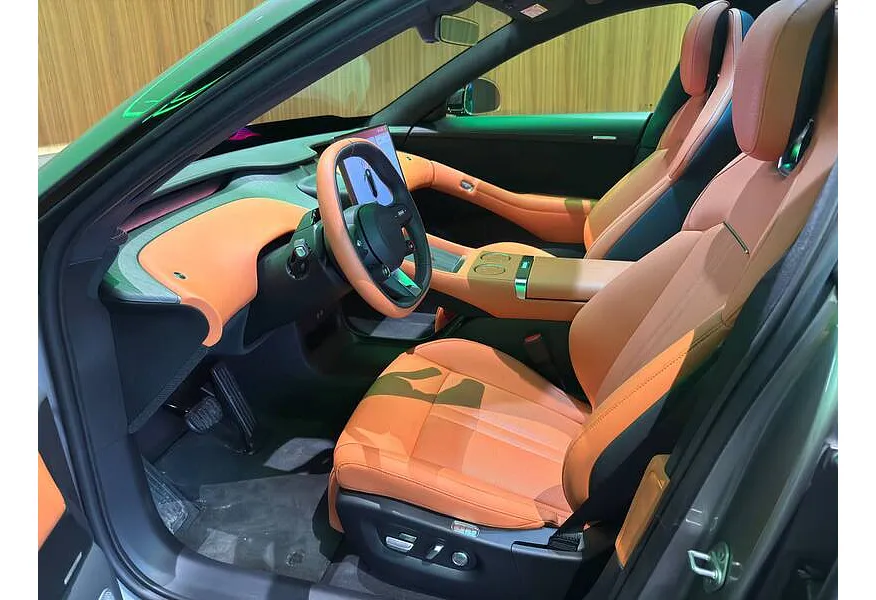 Xiaomi YU7 AT 4WD (690 л.с.) MAX Серый в АВИЛОН. Слайд №9