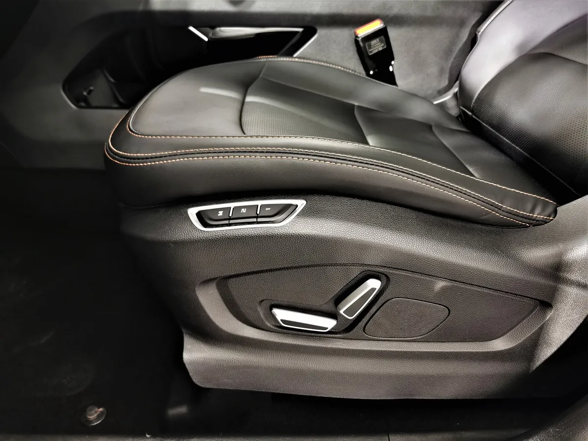 Geely Okavango 2.0T 7DCT 2WD (200 л.с.) Flagship Синий в АВИЛОН. Слайд №20