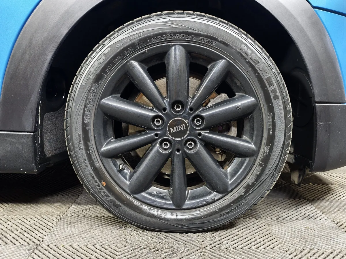 MINI 3 двери 1.5 AT (136 л.с.) Голубой в АВИЛОН. Слайд №7