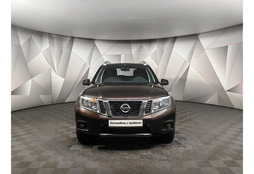 Nissan Terrano 1.6 MT AWD (114 л.с.) Коричневый в АВИЛОН. Слайд №7