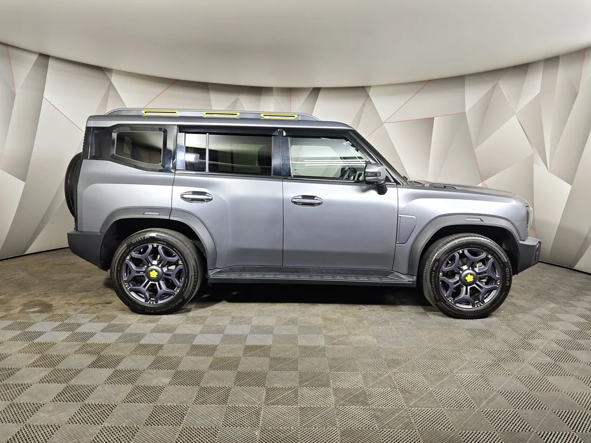 JETOUR T2 2.0T 8AT AWD (245 л.с.) Премиум Серый в АВИЛОН. Слайд №6