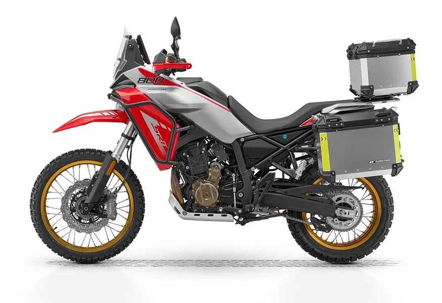 QJMOTOR SRT 800RX Rally 799 см³ (99 л.с.) (99) 799 Белый в АВИЛОН. Слайд №3