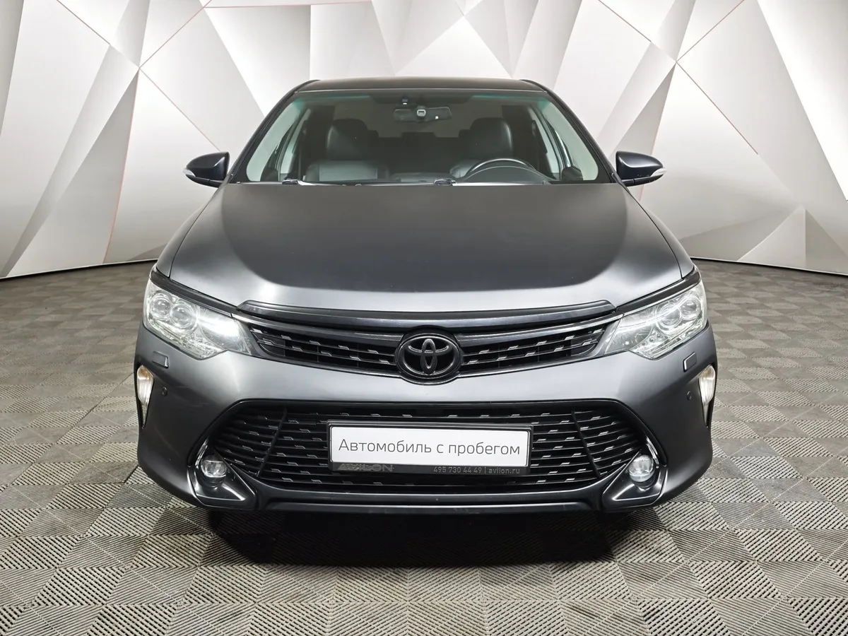 Toyota Camry 2.5 AT (181 л.с.) Стандарт Черный в АВИЛОН. Слайд №7