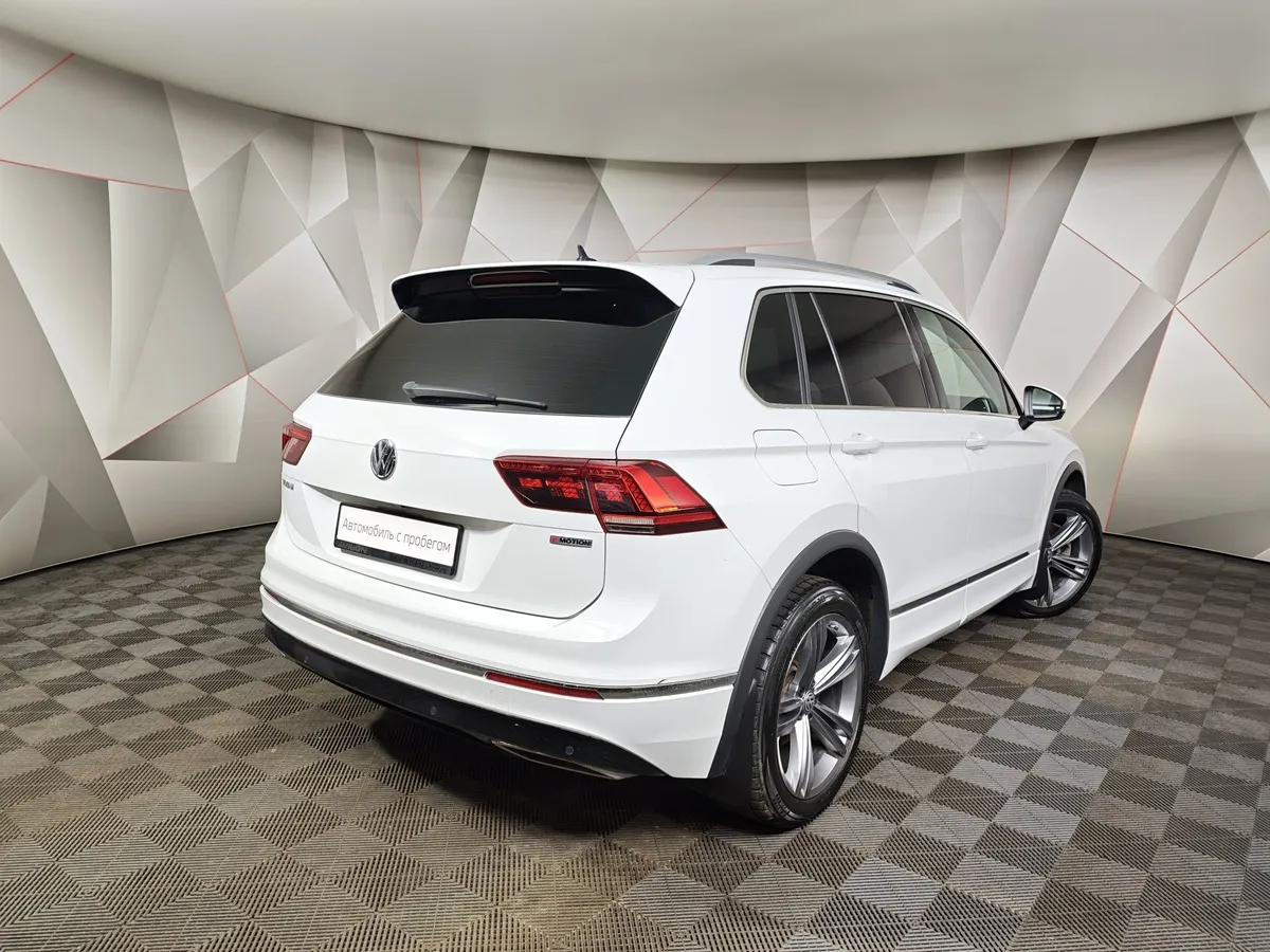 Volkswagen Tiguan 2.0 TSI 4Motion DSG (220 л.с.) Sportline Белый в АВИЛОН. Слайд №2