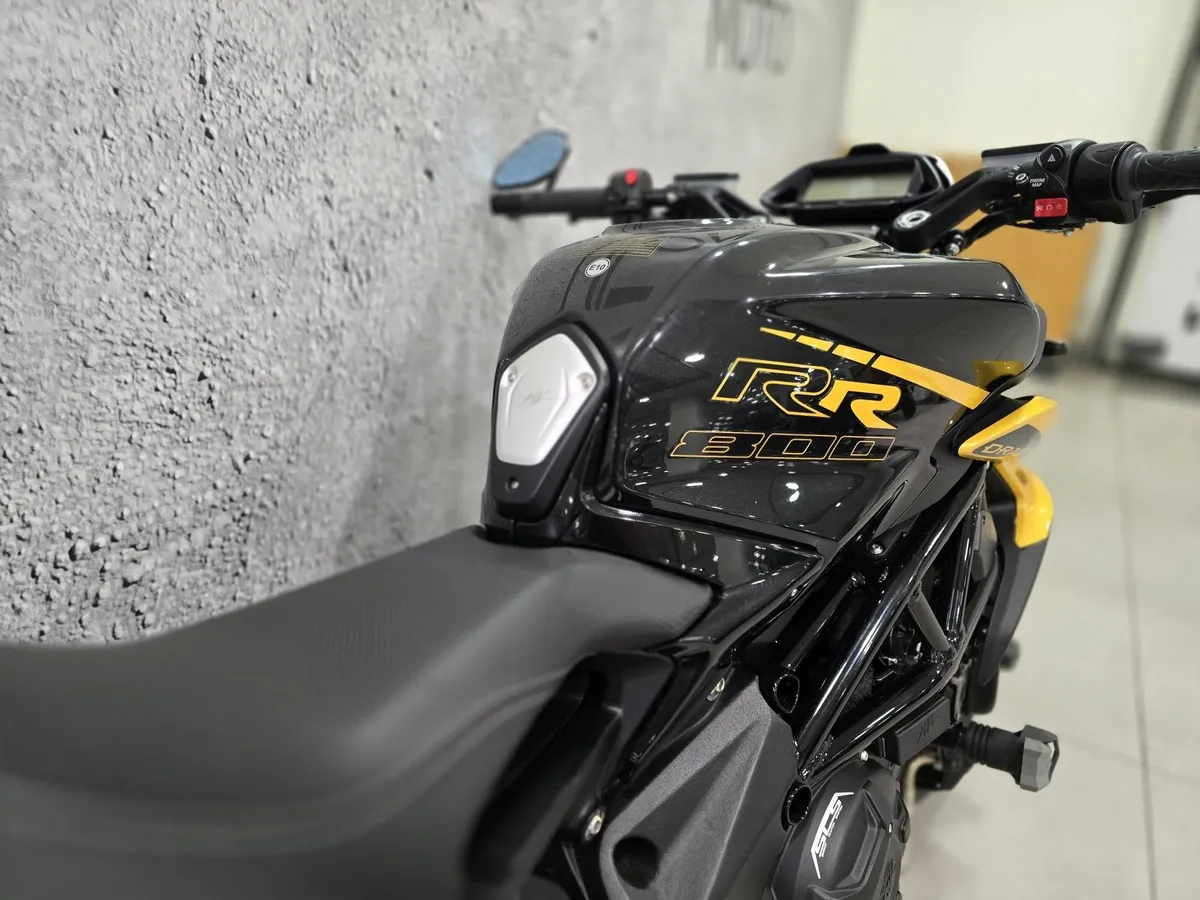 MV Agusta Turismo Veloce 798 см³ (110 л.с.) 798 в АВИЛОН. Слайд №6
