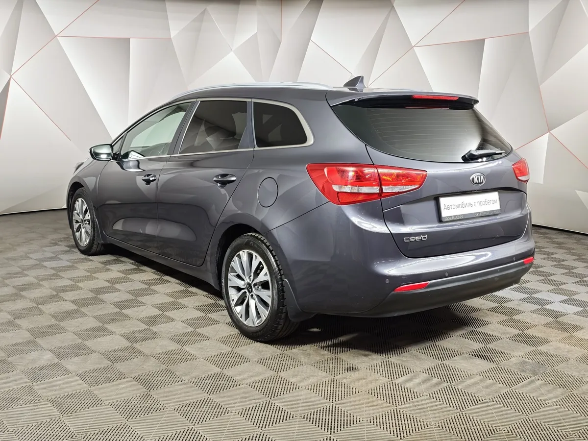 Kia Ceed 1.6 AT (130 л.с.) Luxe Серый в АВИЛОН. Слайд №4