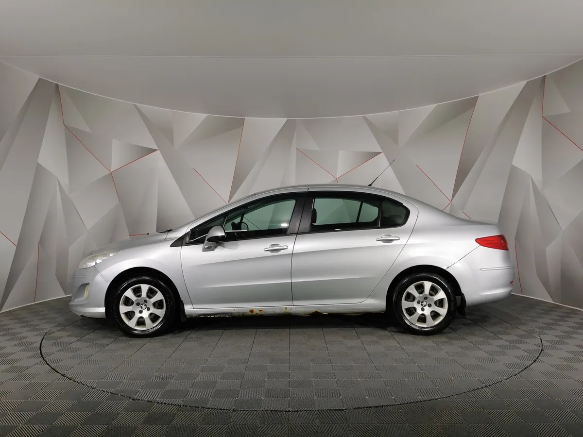 Peugeot 408 1.6 VTi AT (120 л.с.) Серебристый в АВИЛОН. Слайд №5
