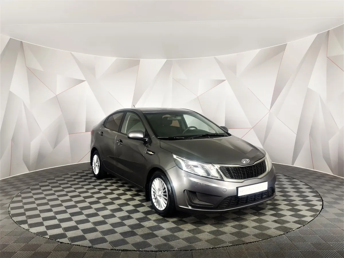 Kia Rio 1.4 AT (107 л.с.) Серый в АВИЛОН. Слайд №3
