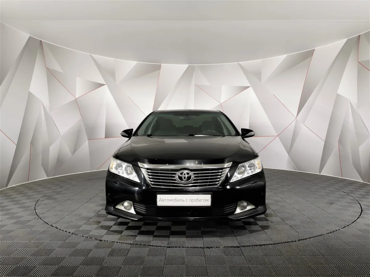 Toyota Camry 2.5 AT (181 л.с.) Классик Черный в АВИЛОН. Слайд №7