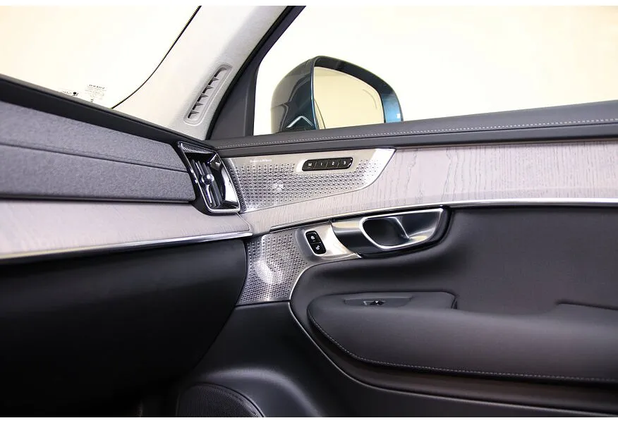 АВИЛОН - Volvo XC90 2.0 B5 mild hybrid AT AWD (7 мест) (250 л.с.) Ultra Bright Синий - slide 9420700