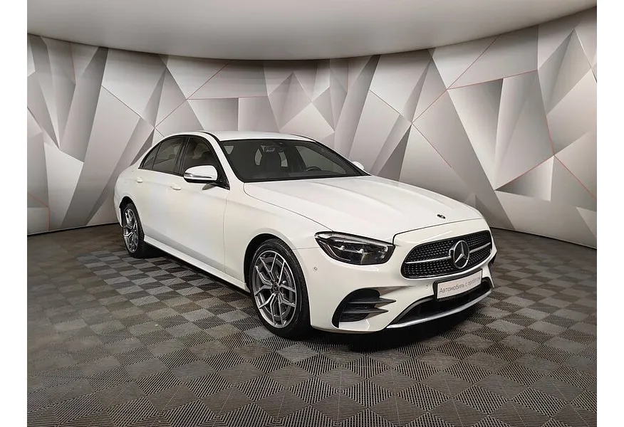 Mercedes-Benz E-Класс E 200 4MATIC 9G-TRONIC (184 л.с.) Exclusive Белый в АВИЛОН. Слайд №3